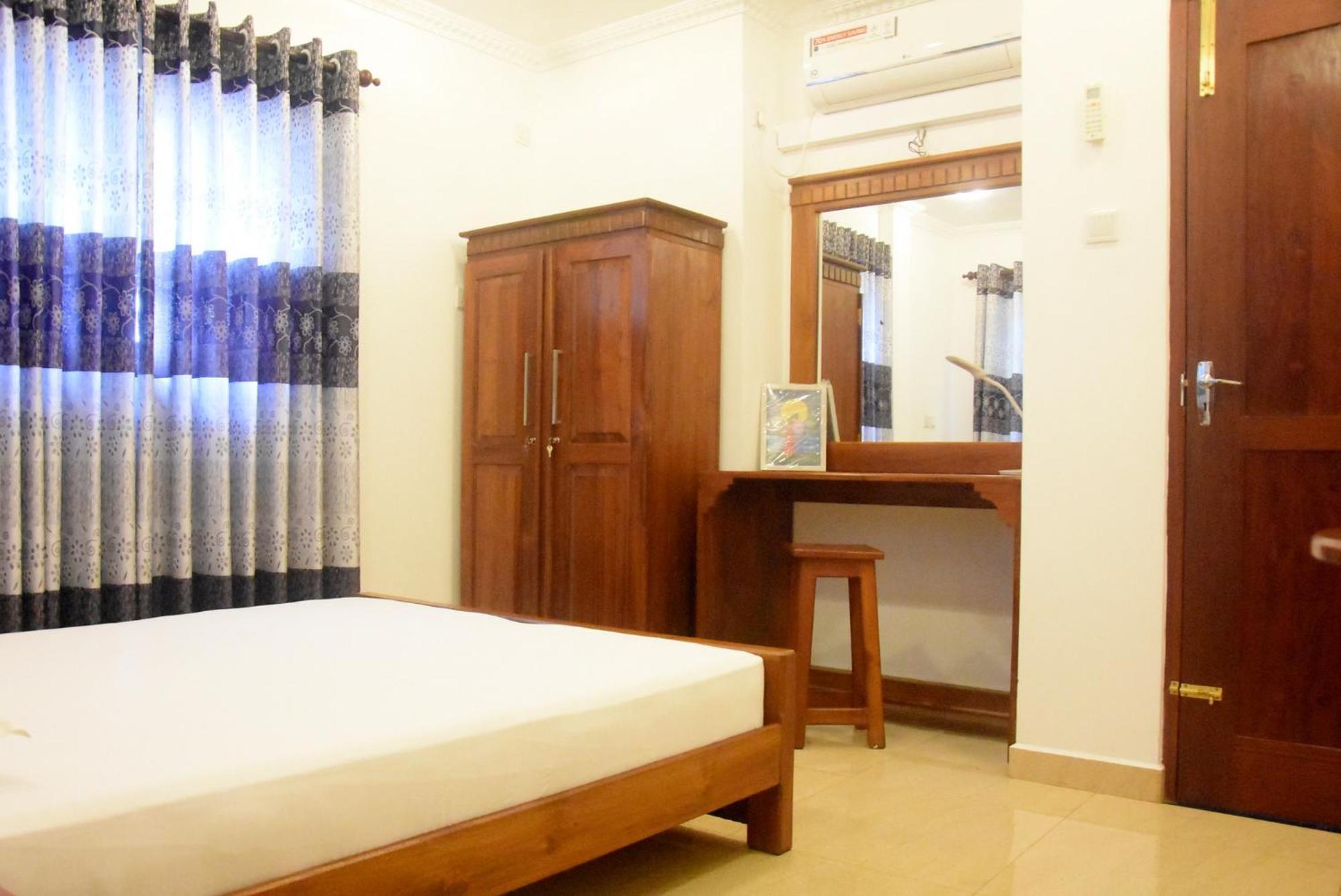 Rathna Gems Halt Hotel Ratnapura Exterior photo