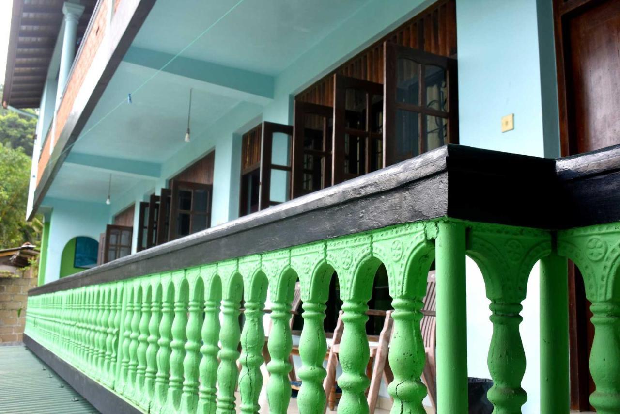 Rathna Gems Halt Hotel Ratnapura Exterior photo
